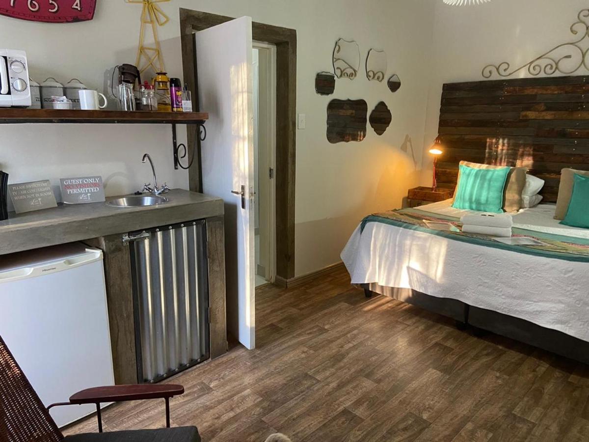 Cape Karoo Guesthouse Beaufort West Luaran gambar