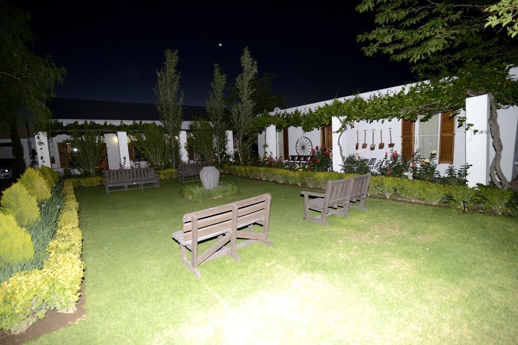 Cape Karoo Guesthouse Beaufort West Luaran gambar
